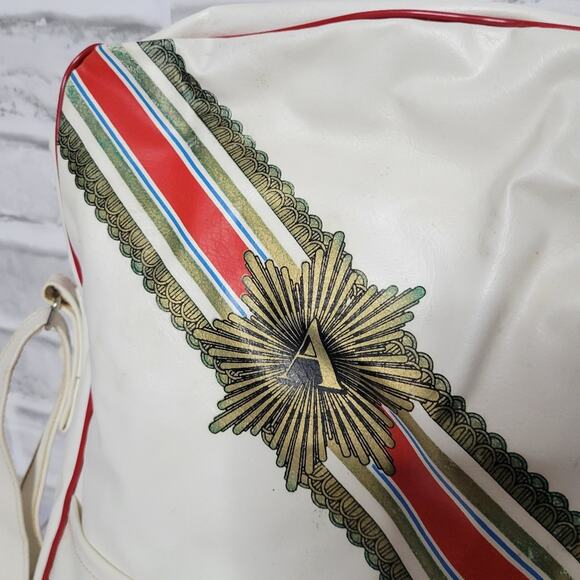 Vintage TWA White Carry-on with Matching Travel Pouch with Contents - Picture 8 of 14